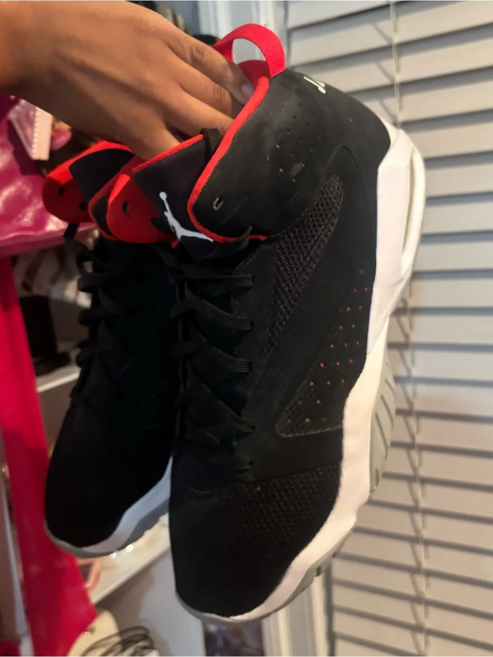 Nike Air Jordan Men's Black/Red Mid-Top Sneakers